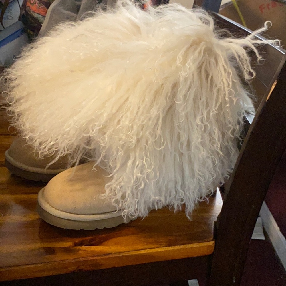 Fluffy Ugg’s